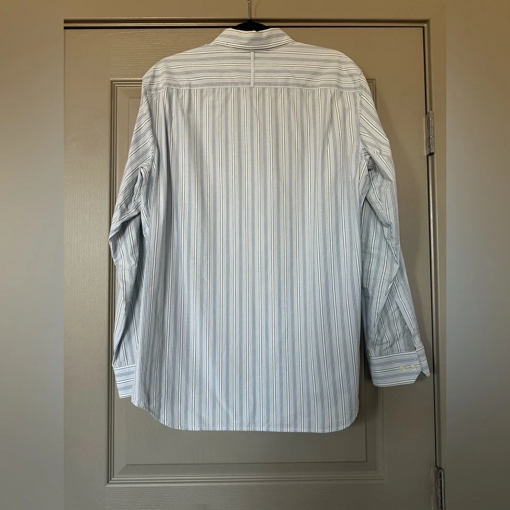 Banana Republic Classic Fit Blue White Stripe Dress Shirt Large